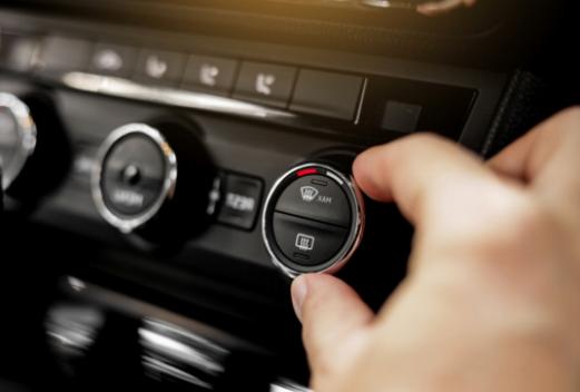 Gemeenschappelijke tekenen van een defecte expansieklep van de auto-airconditioning