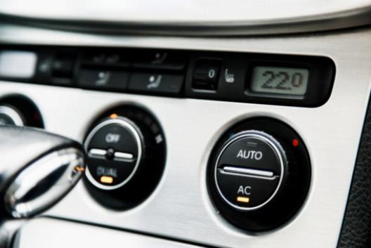 Het belang van een functionele thermostaat voor de airconditioning in een auto