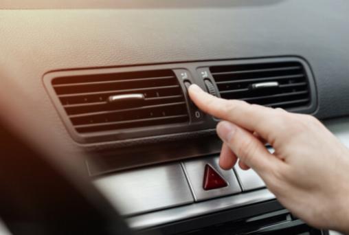 Veelvoorkomende problemen met koelmiddel van de auto-airconditioning en hoe ze op te lossen